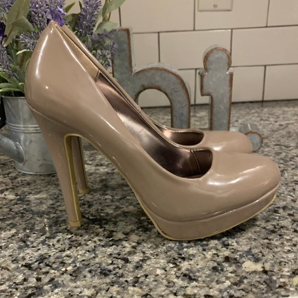 Steve Madden Beige P Reta Pumps Heels 8.5 - Picture 9 of 9